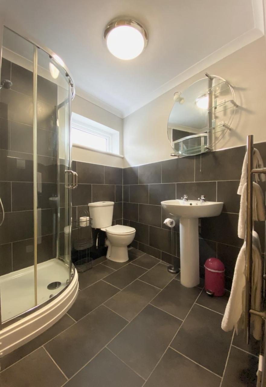Jeffersons Hotel & Serviced Apartments (Adults Only) Barrow-in-Furness Room photo